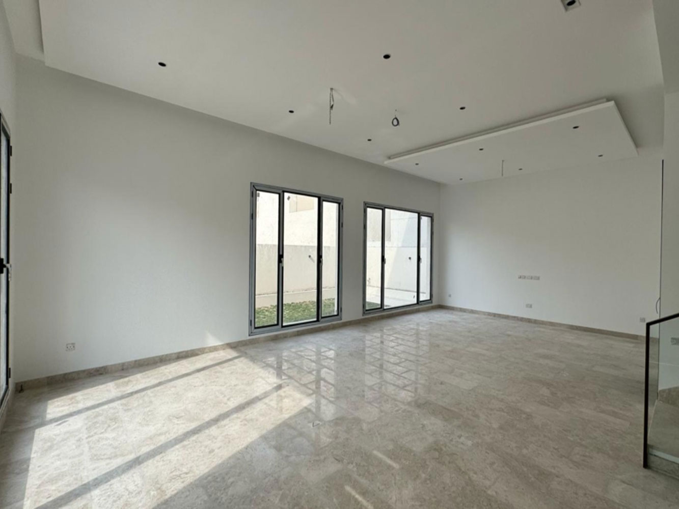 صورة فيلا للبيع في المالكية #1449 6