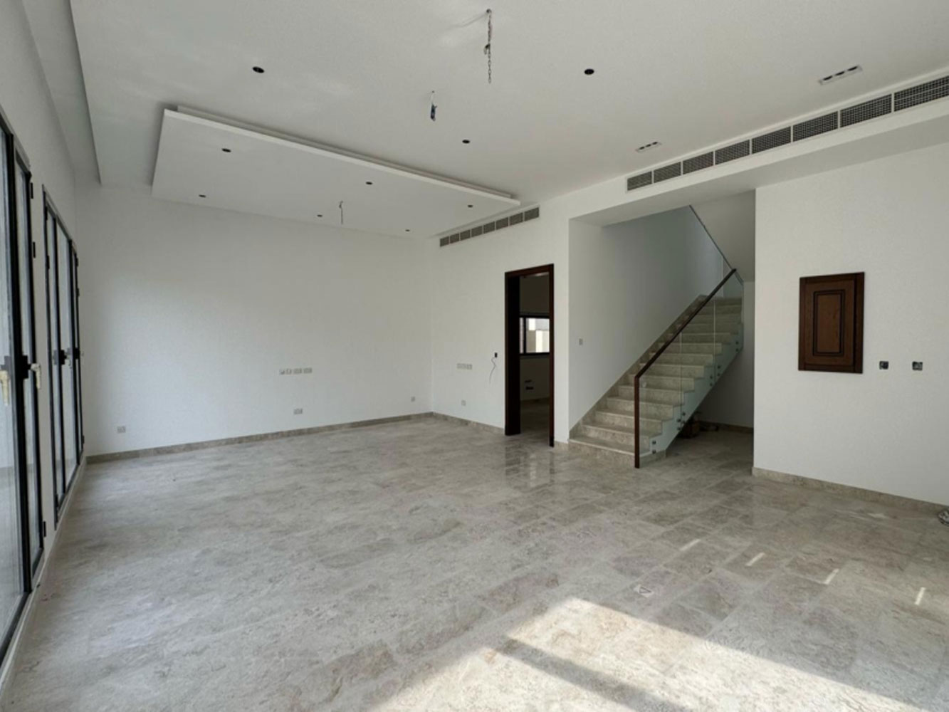 صورة فيلا للبيع في المالكية #1449 3