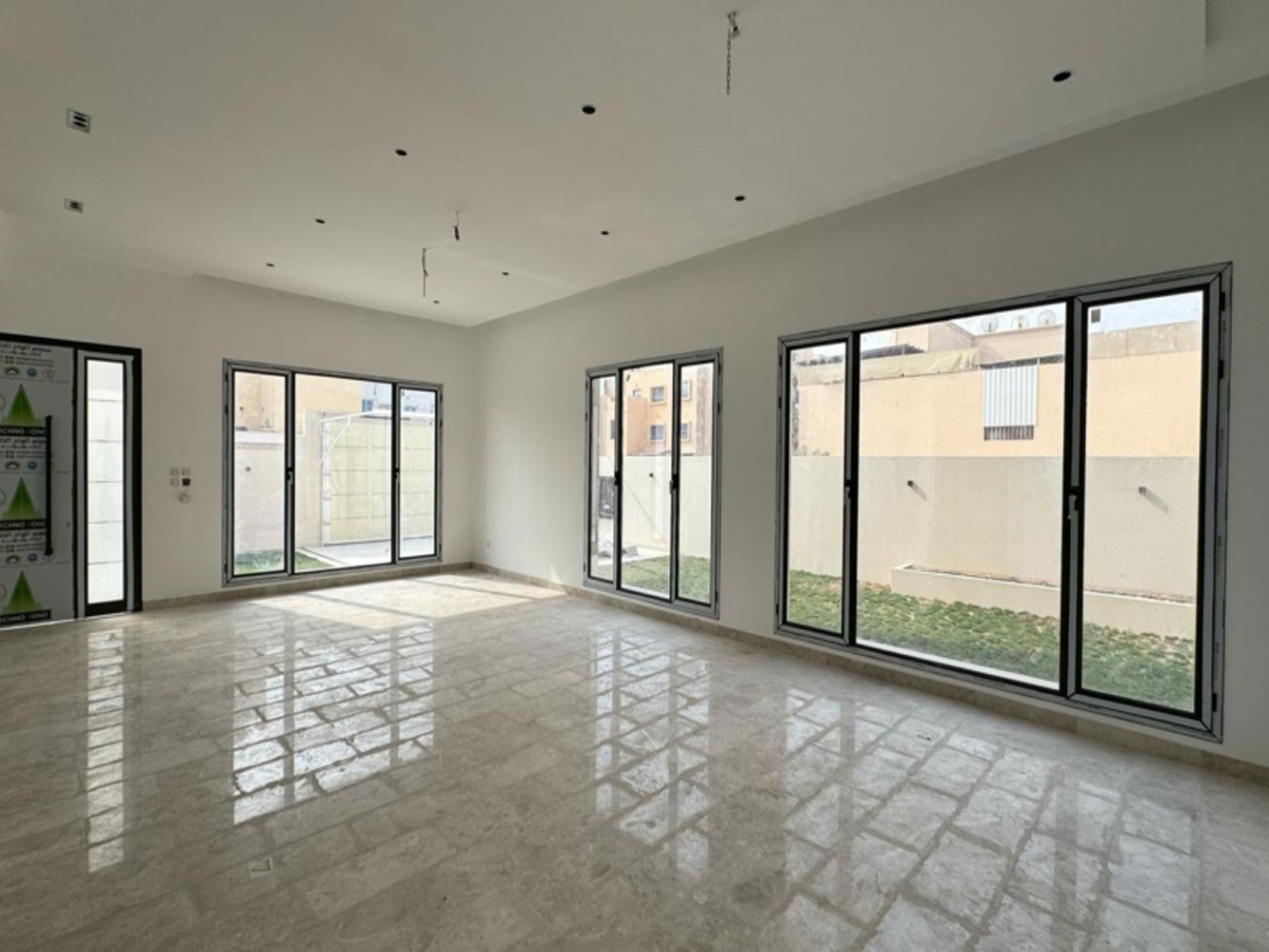 صورة فيلا للبيع في المالكية #1449 5