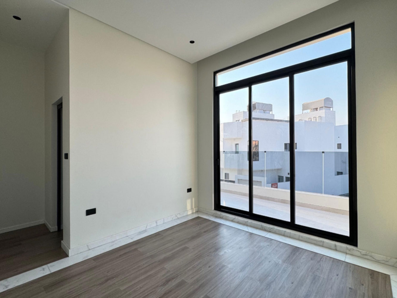 صورة فيلا للبيع في مقابة #2542 4