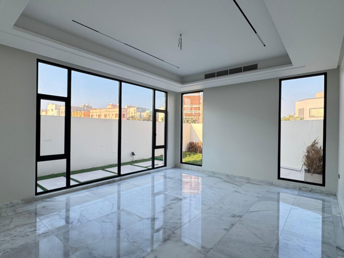 صورة فيلا للبيع في مقابة #2542 7