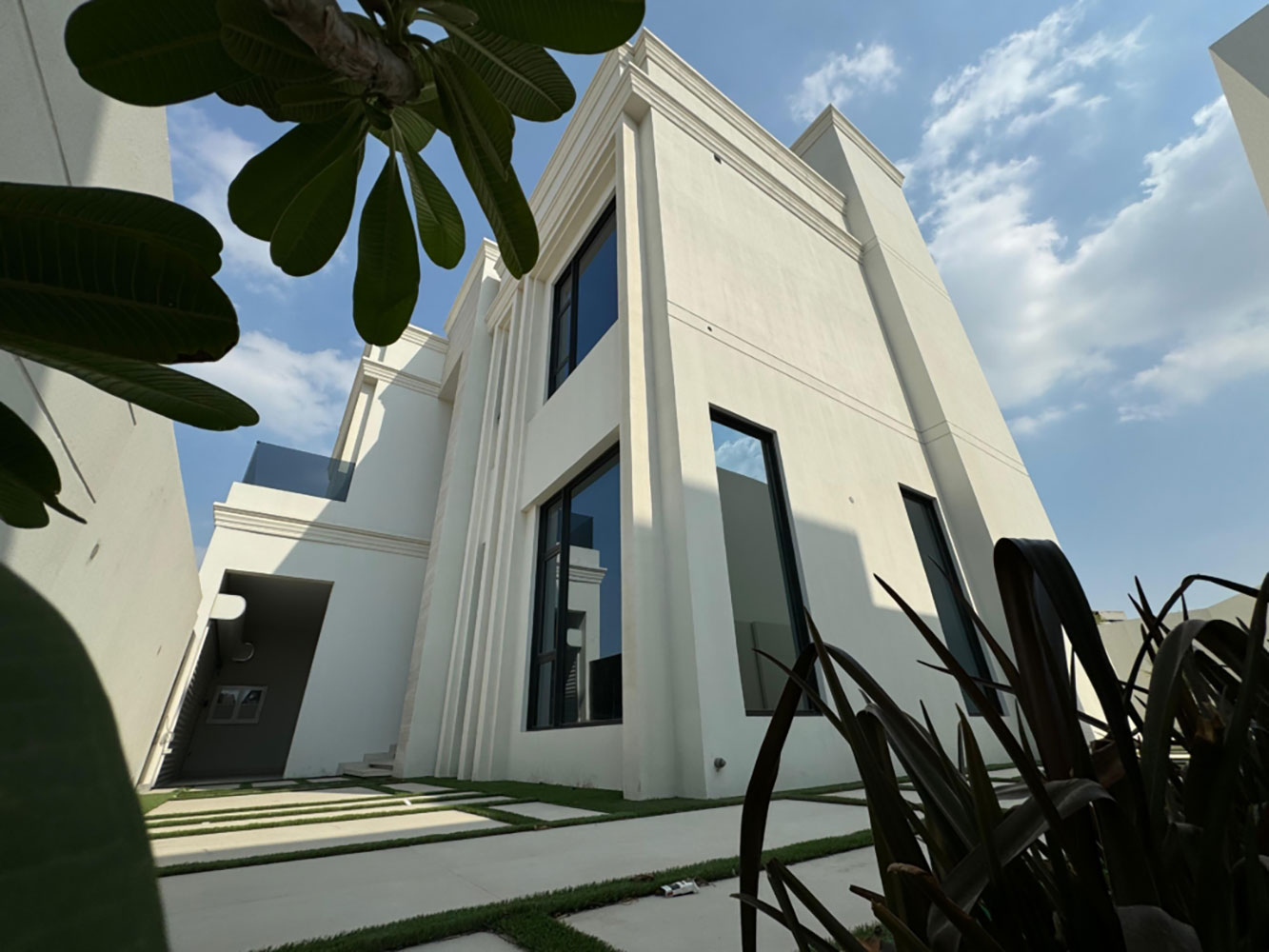 صورة فيلا للبيع في مقابة #2669 1