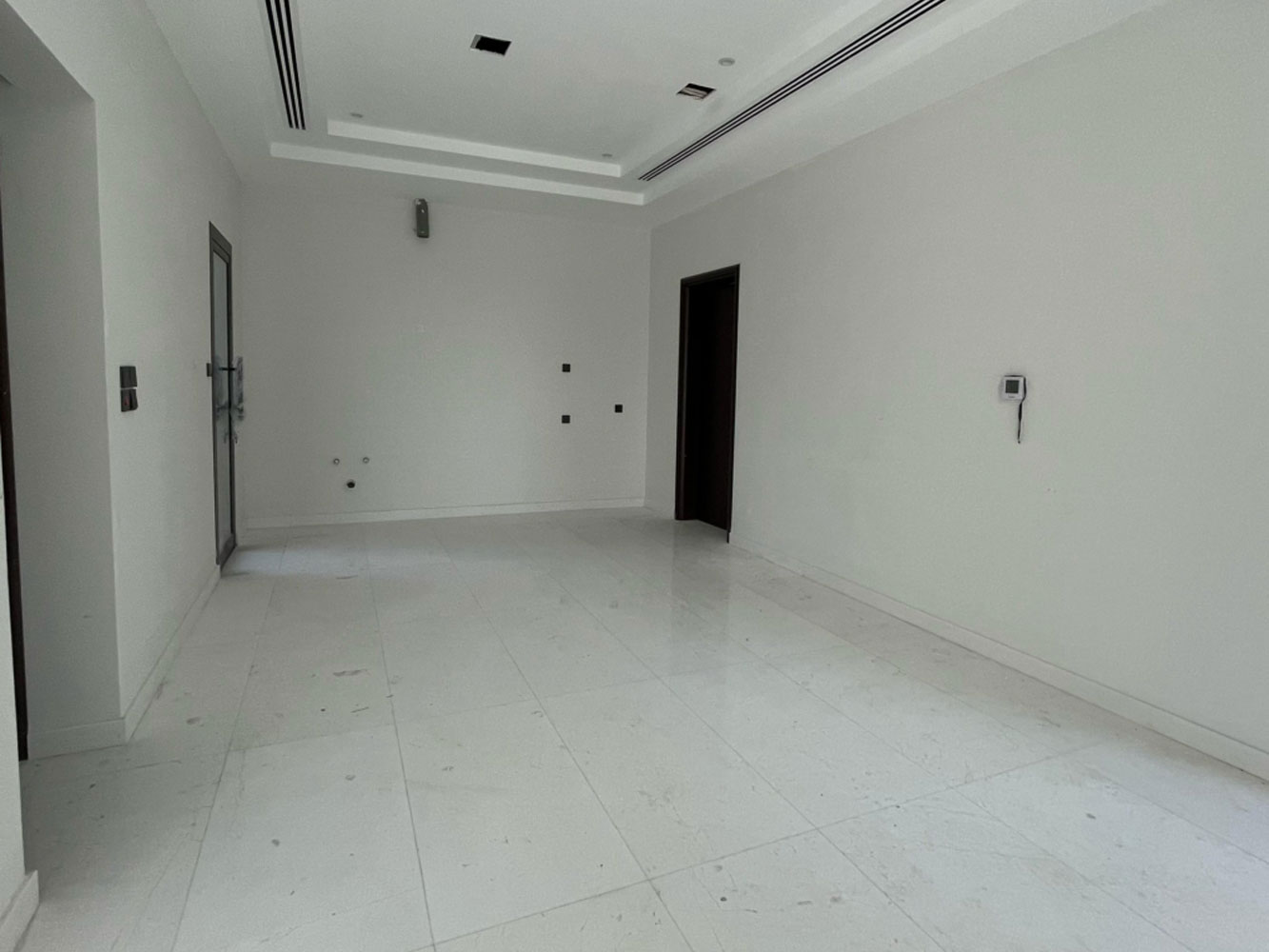 صورة فيلا للبيع في سار #2743 5