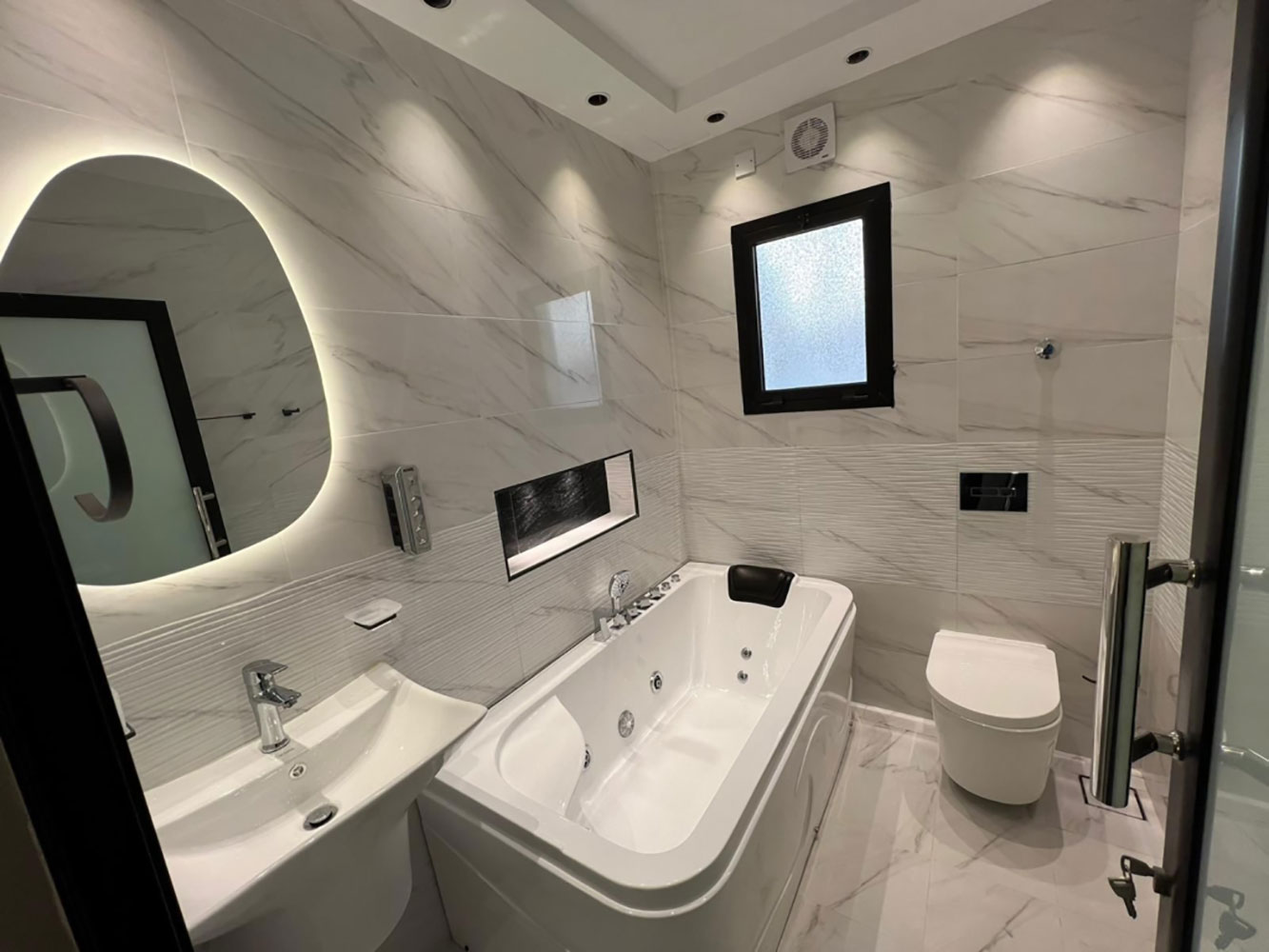 Villa for Sale in Damistan Image #2846 4