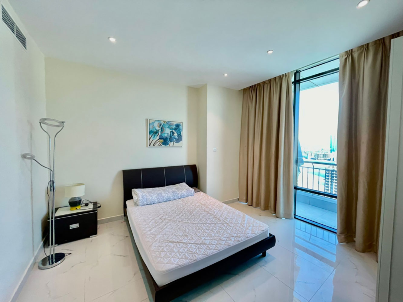 صورة شقة للبيع في ضاحية السيف #3003 0