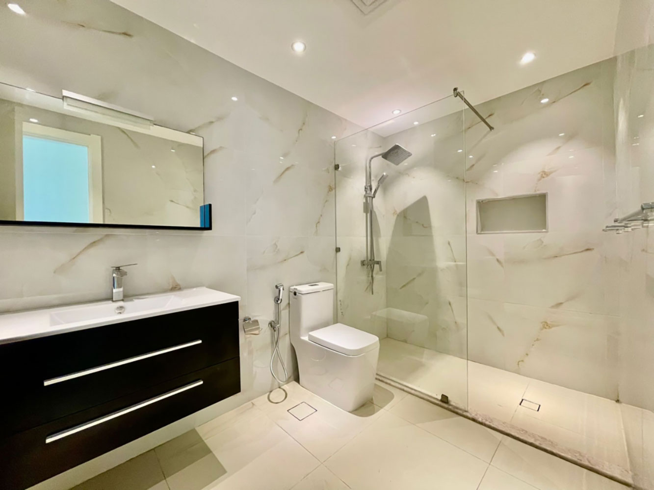 صورة شقة للبيع في ضاحية السيف #3003 4