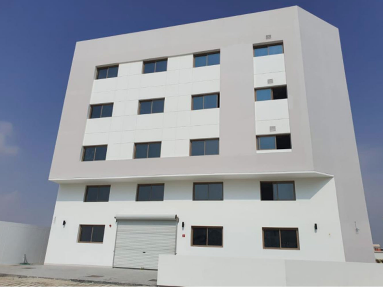 صورة مبنى للبيع في عسكر #3163 0