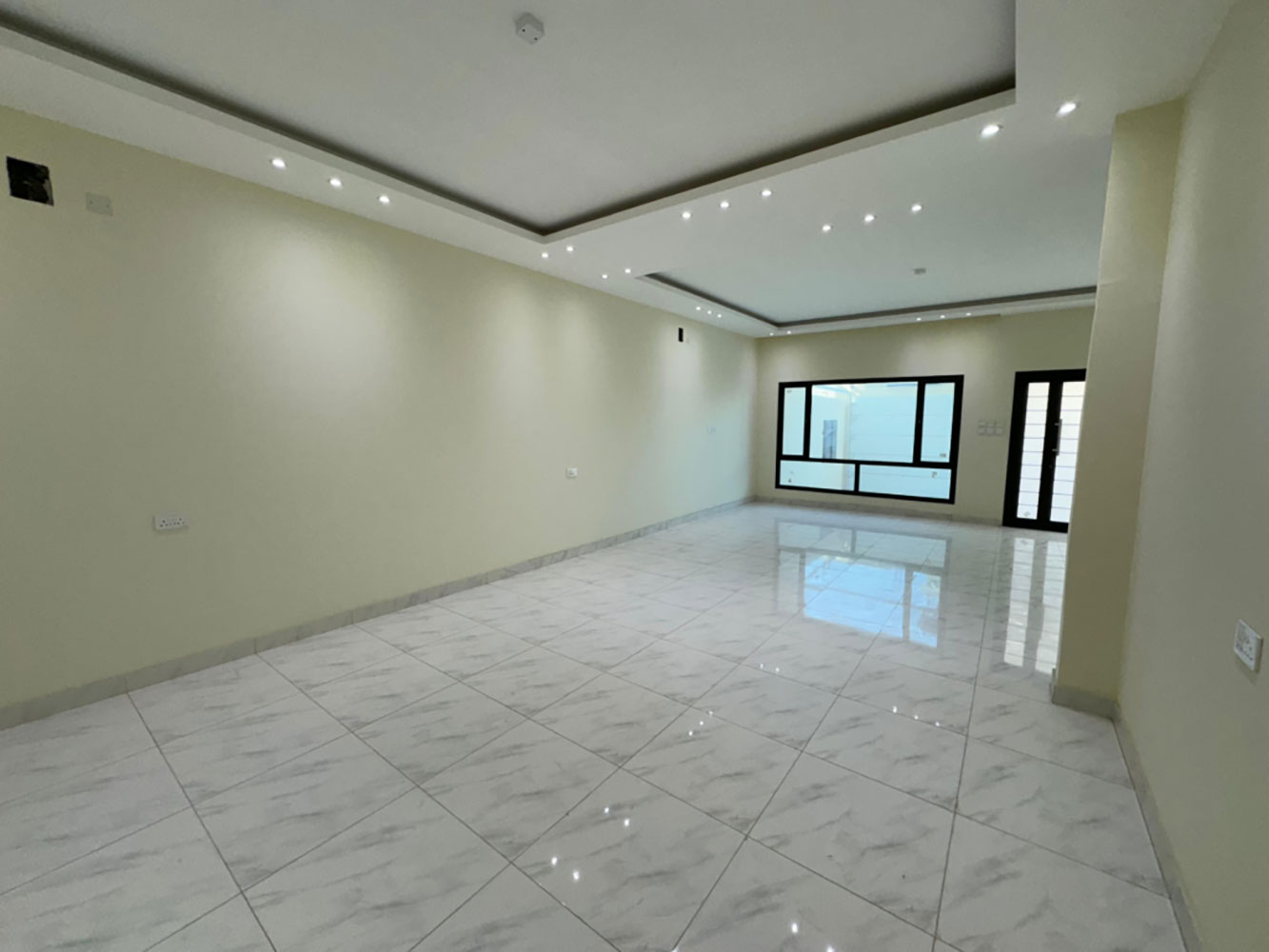 صورة فيلا للبيع في باربار #3266 2