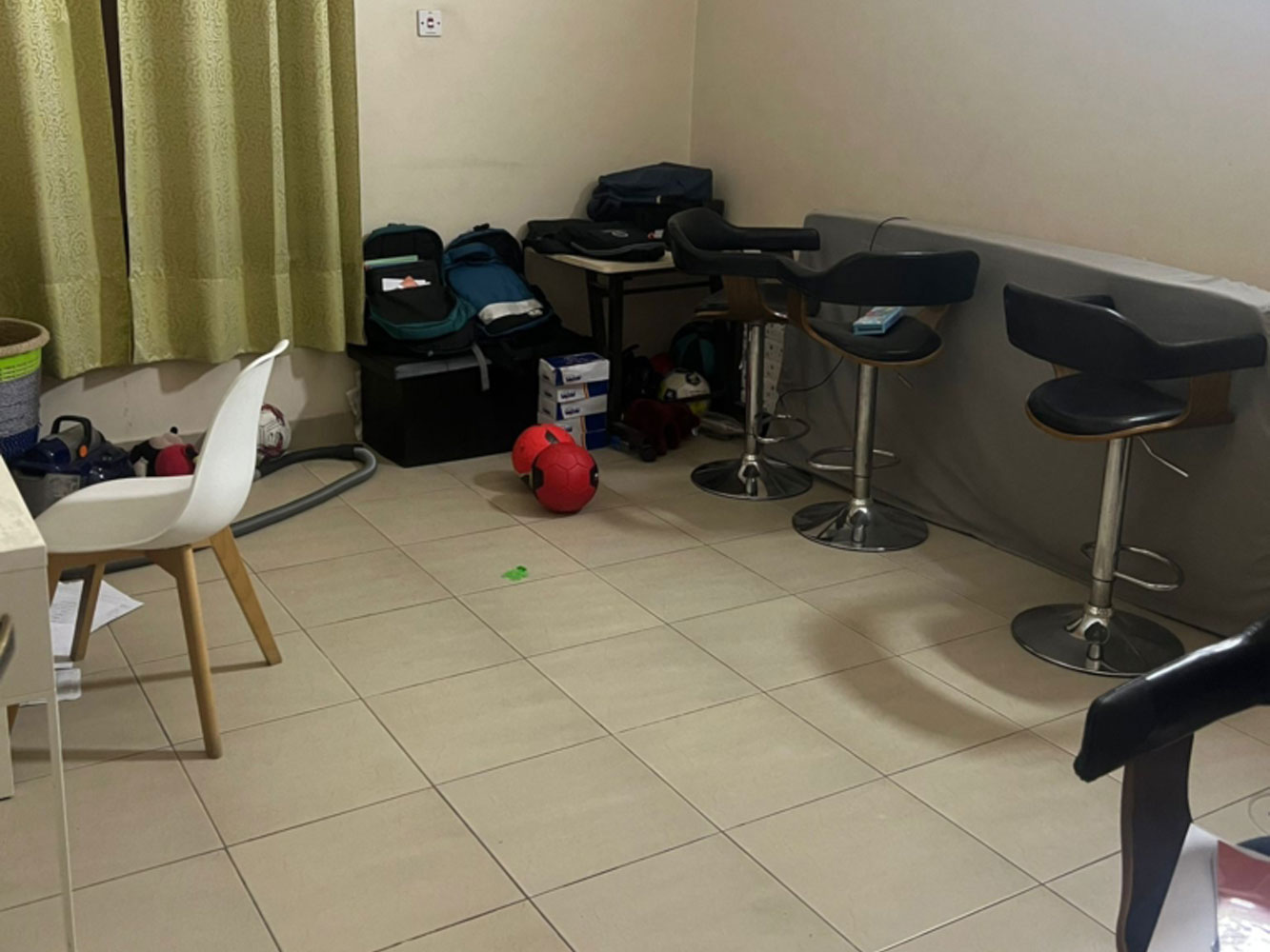 صورة فيلا للبيع في الزنج #5320 1