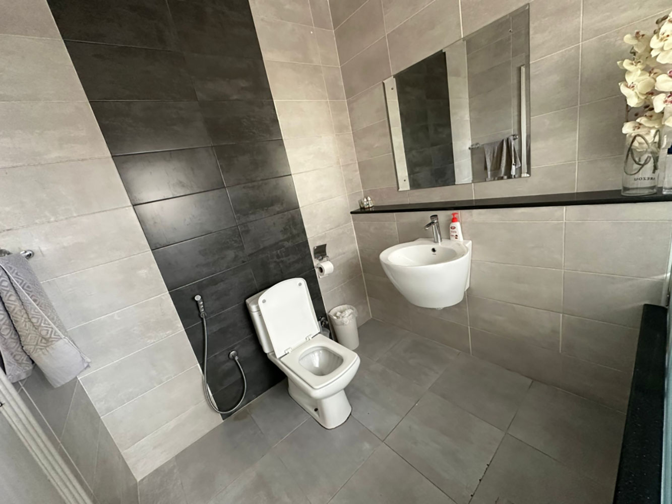 صورة فيلا للبيع في قلالي #5558 4