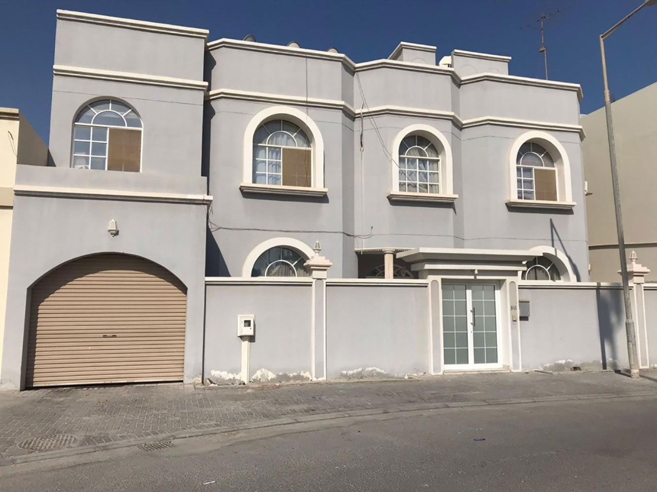 صورة فيلا للبيع في قلالي #5558 0