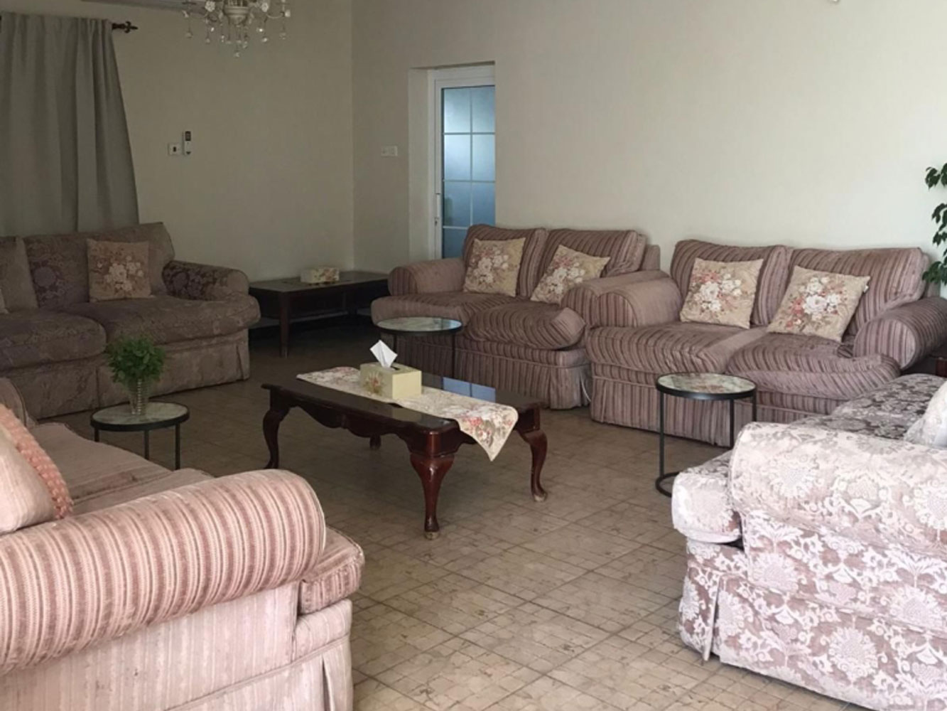 صورة فيلا للبيع في قلالي #5558 3