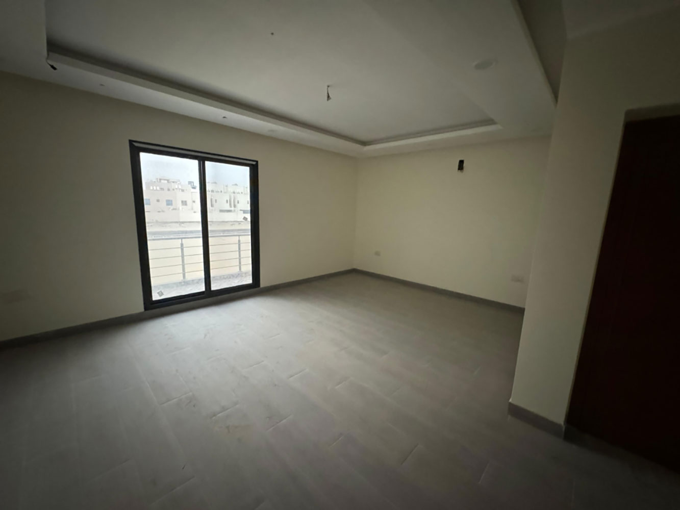 صورة فيلا للبيع في درة المحرق #5579 1