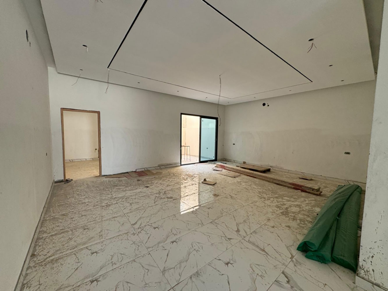 Villa for Sale in Durrat Al Muharraq Image #5581 6