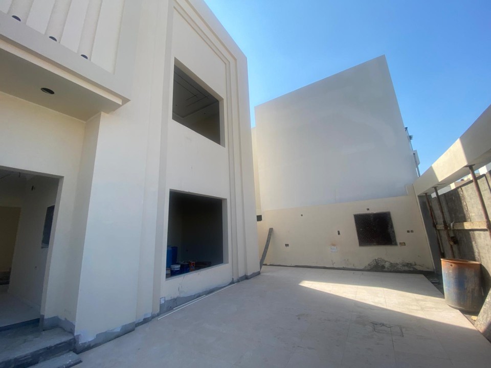 صورة فيلا للبيع في صدد #5876 8