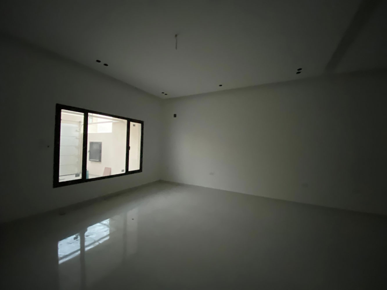 صورة فيلا للبيع في كرزكان #6194 5