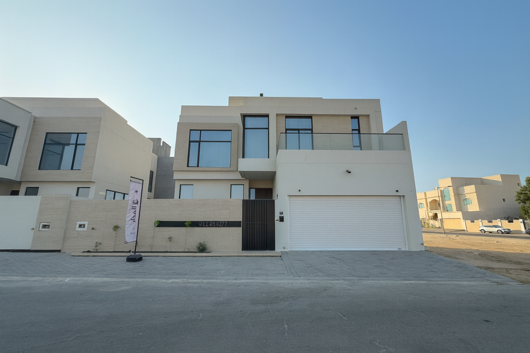 صورة فيلا للبيع في عالي #7624 0 