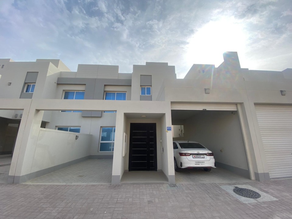 صورة فيلا للبيع في جنوسان #7730 0