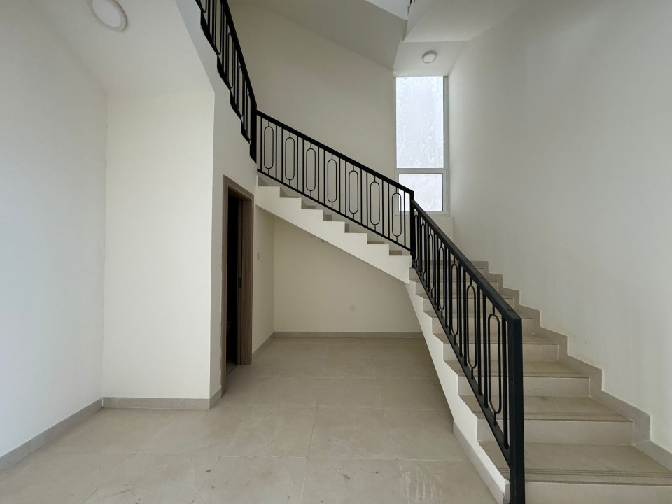 Villa for Sale in Jannusan Image #8130 4