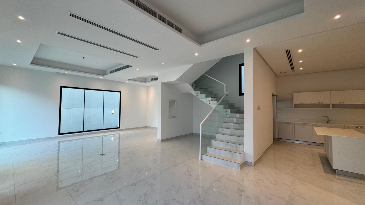 Villa for Sale in Hidd Image #9035 1