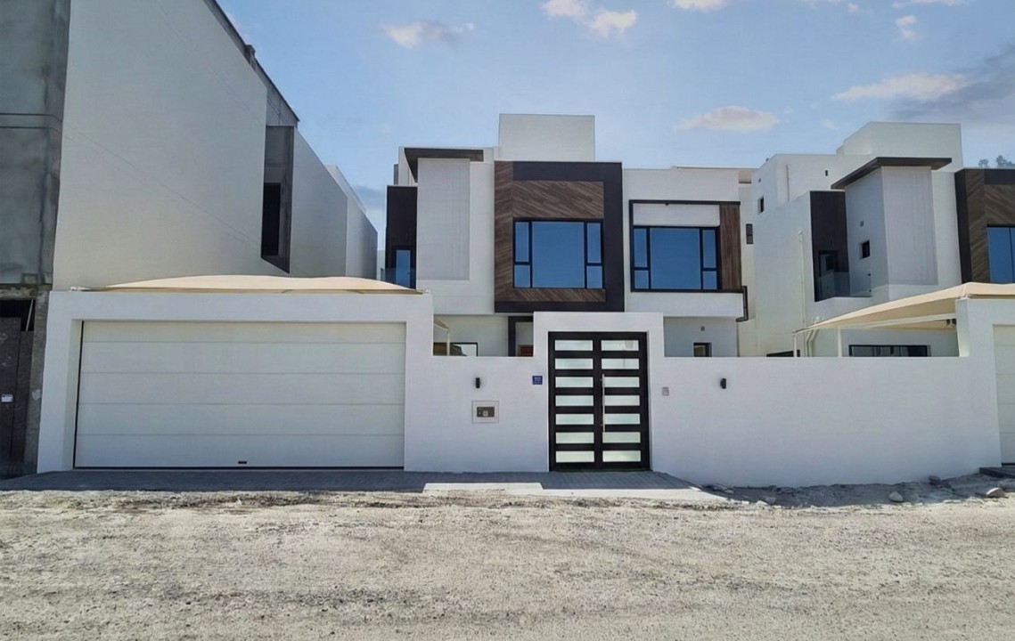 Villa for Sale in Hidd Image #9035 0