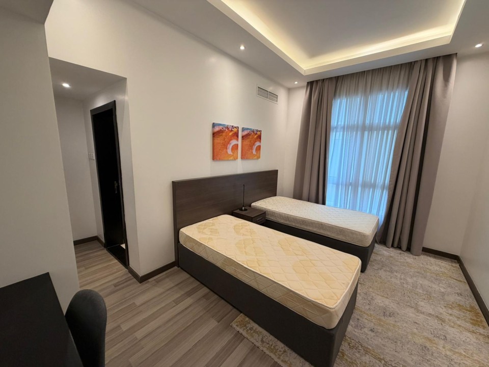 صورة شقة للإيجار في الجنبية #9629 4