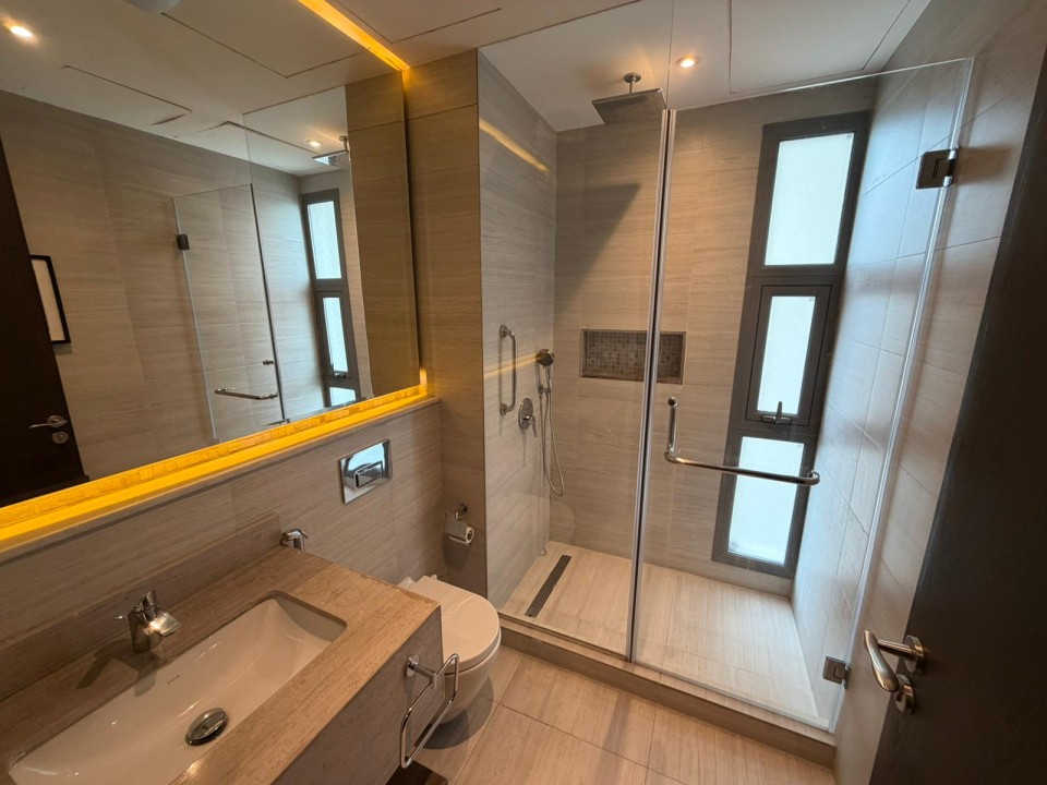 صورة شقة للإيجار في الجنبية #9630 4