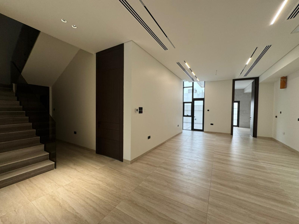 صورة فيلا للبيع في المالكية #9754 7