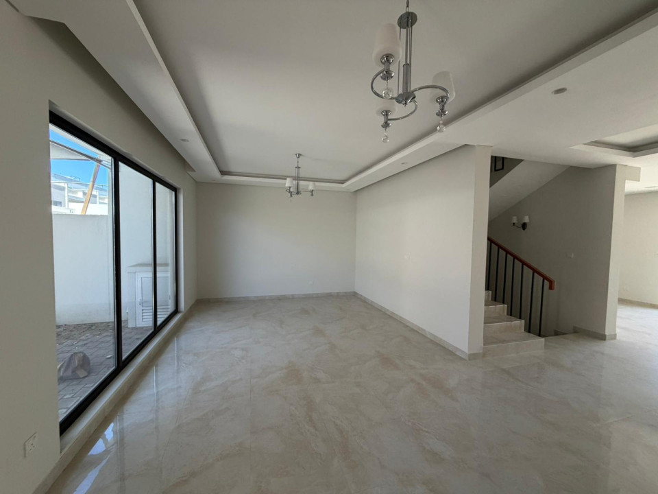 صورة فيلا للبيع في البديع #9768 4