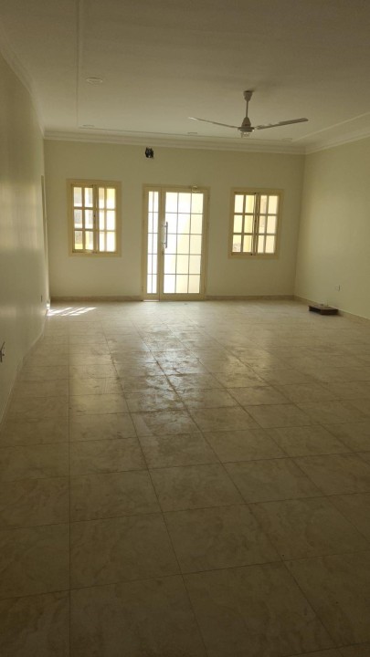 صورة فيلا للبيع في جدحفص #7560 2