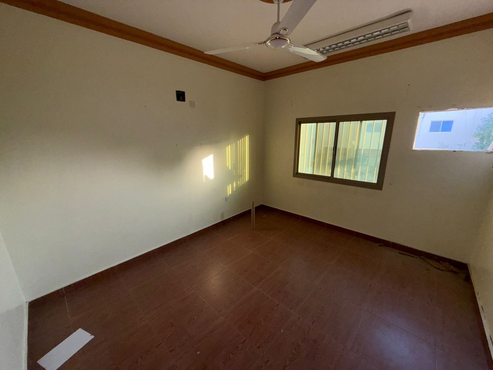 صورة فيلا للبيع في عالي #9113 1