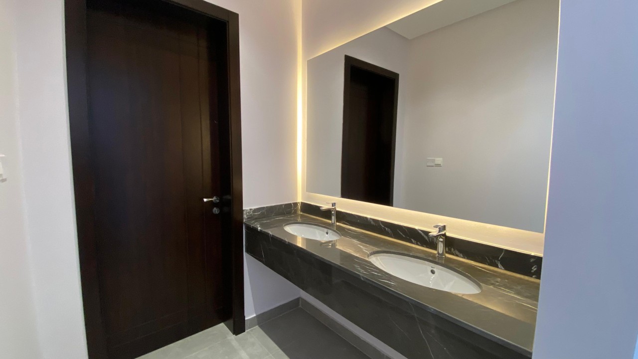 صورة فيلا للبيع في ديار المحرق #9311 1