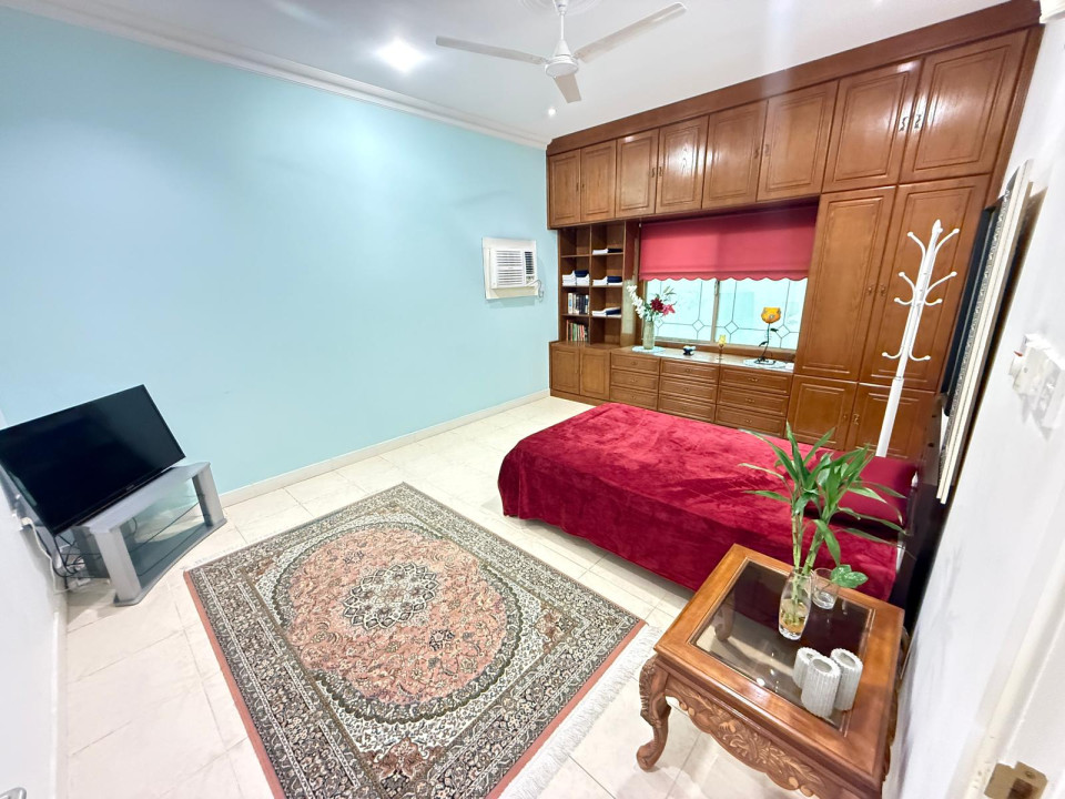 صورة فيلا للبيع في الجنبية #10095 1