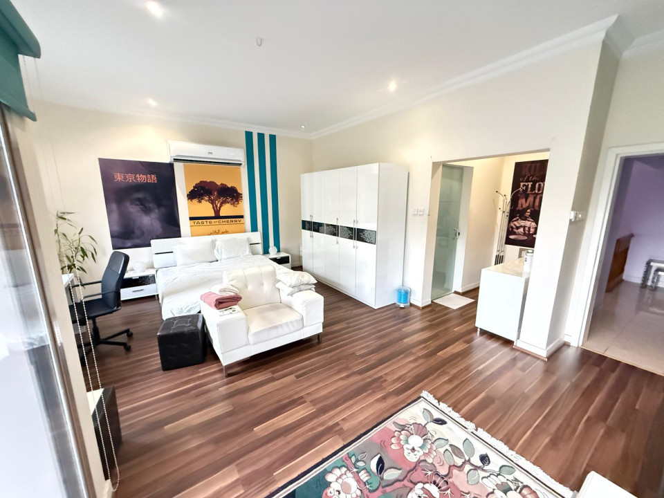 صورة فيلا للبيع في الجنبية #10095 2