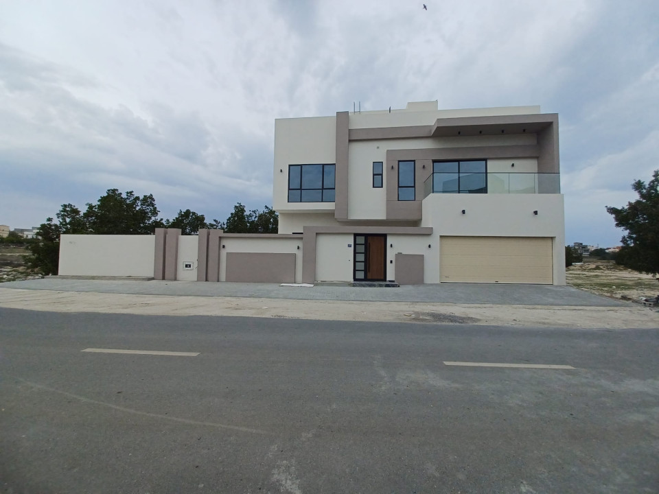 Villa for Sale in Sar Image #10137 0