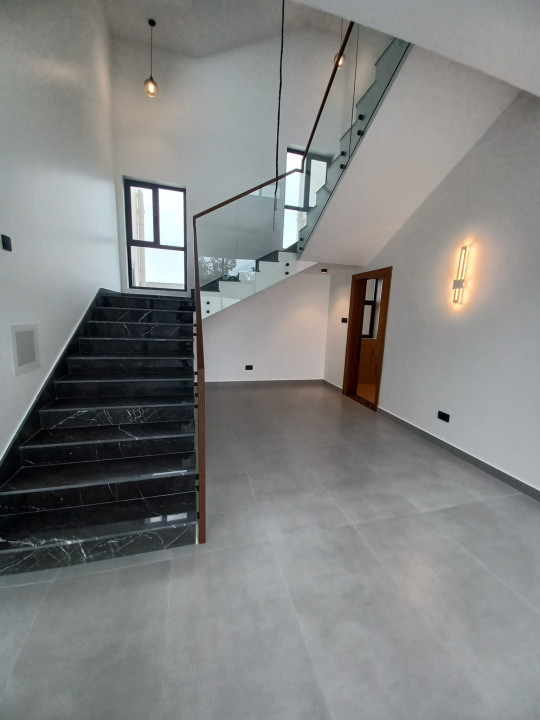 Villa for Sale in Sar Image #10137 6