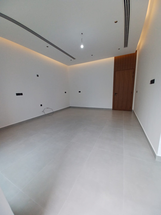 Villa for Sale in Sar Image #10137 8