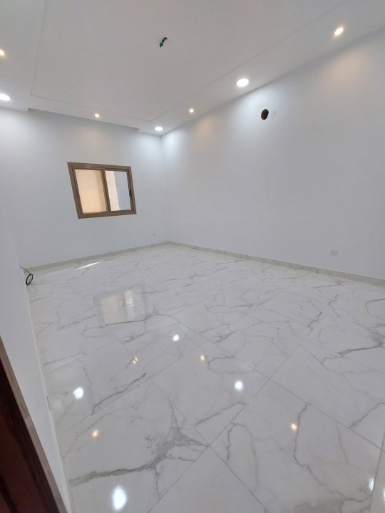 Villa for Sale in Durrat Al Muharraq Image #10467 7