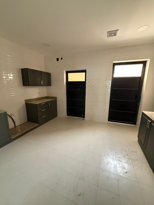 صورة فيلا للبيع في عراد #8282 8