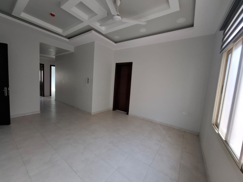 صورة شقة للإيجار في الجنبية #8379 2