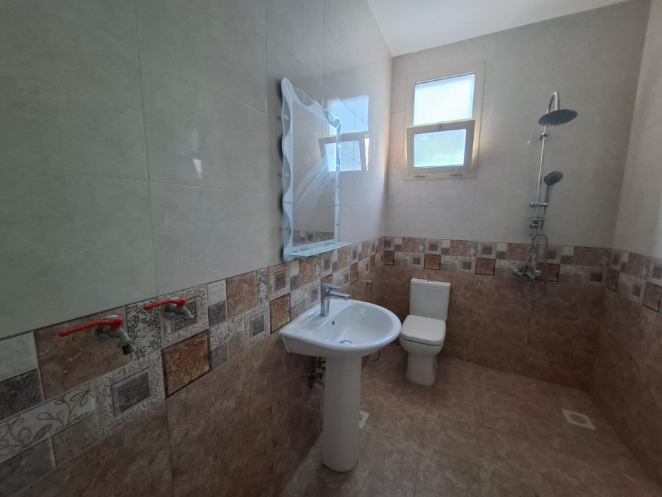 صورة شقة للإيجار في الجنبية #8379 6