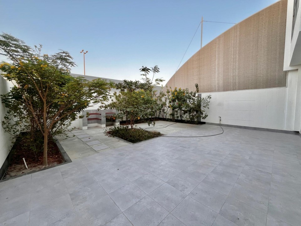 صورة فيلا للبيع في ديار المحرق #9338 4