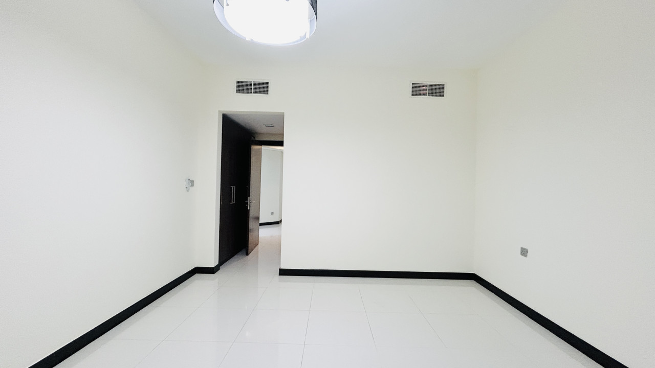 Apartment for Rent in Juffair Image #10118 7