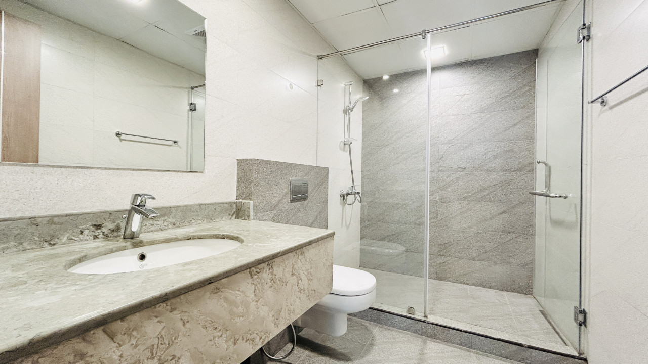 Apartment for Rent in Juffair Image #10151 6
