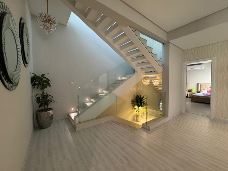 Villa for Sale in Sar Image #8852 1