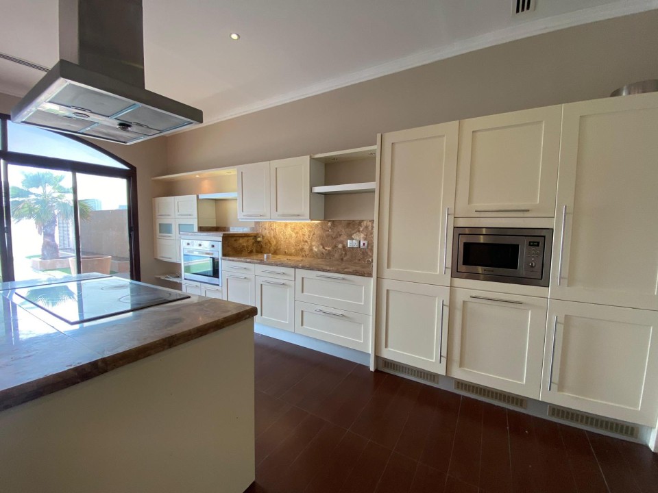 Villa for Sale in Amwaj Island Image #9435 2