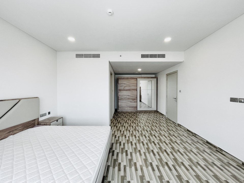 صورة شقة للإيجار في الجنبية #9561 5