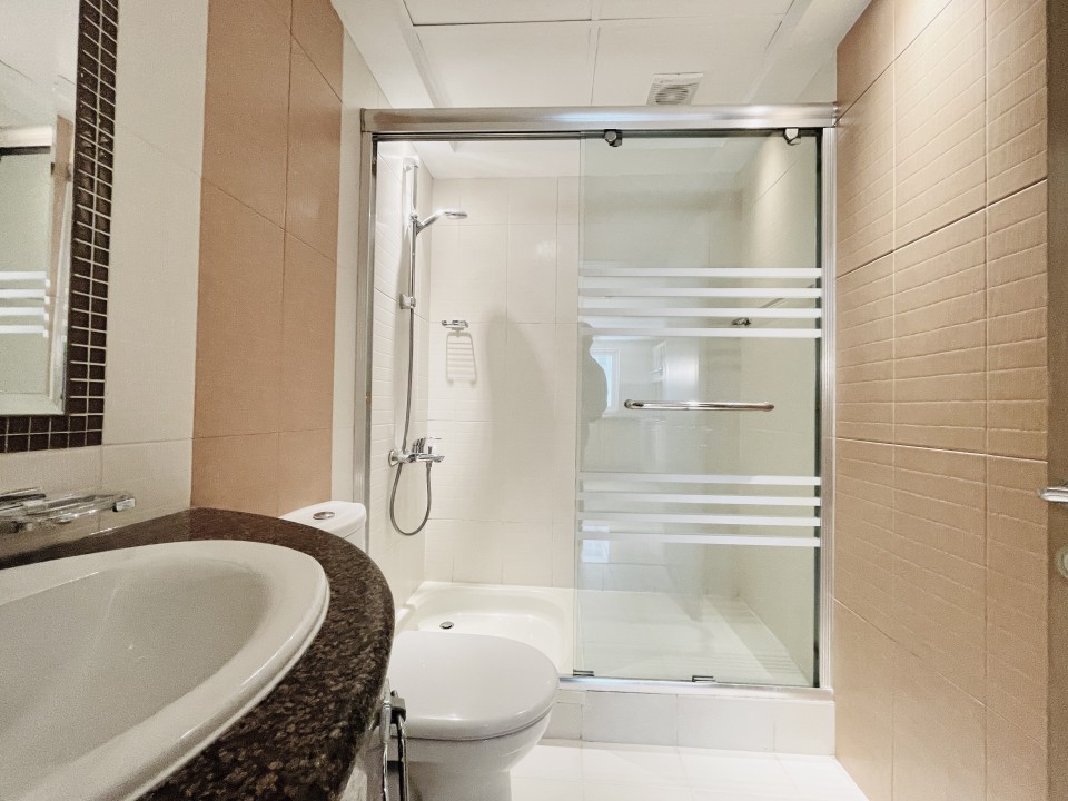 Apartment for Rent in Juffair Image #9598 5