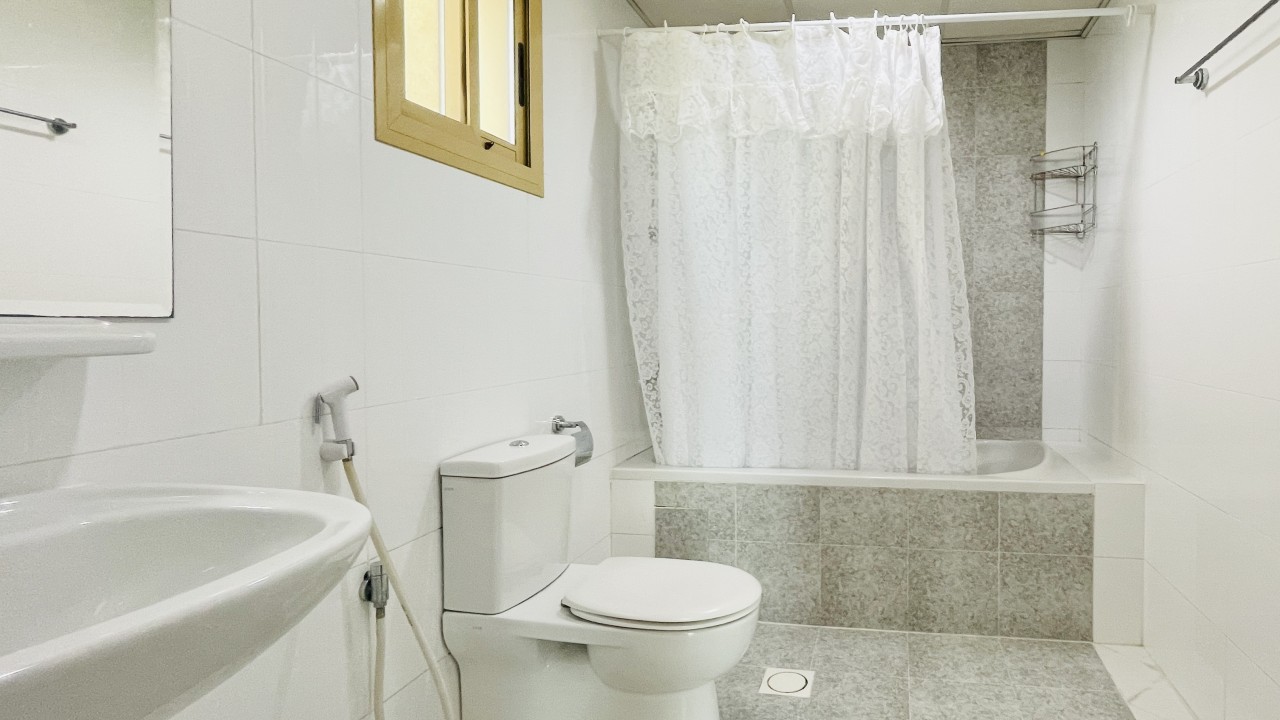 Apartment for Rent in Juffair Image #9631 4