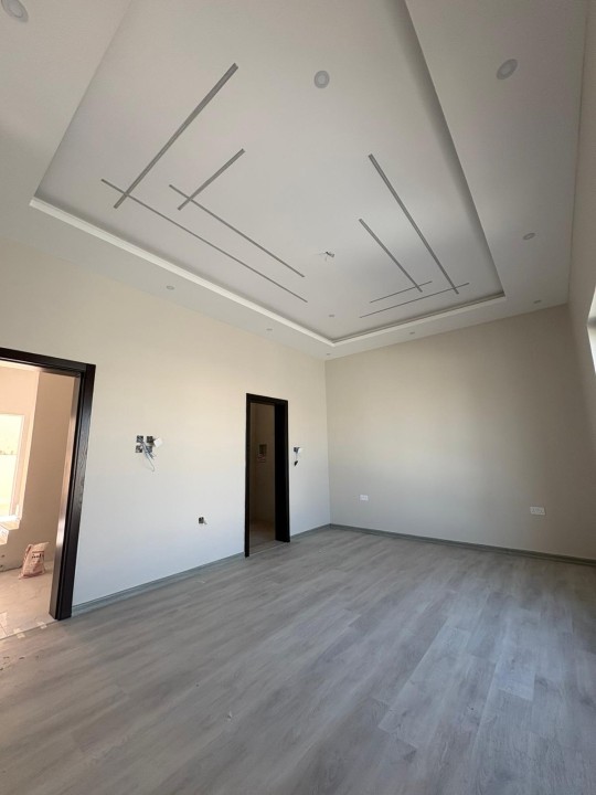 صورة فيلا للبيع في صدد #9667 3